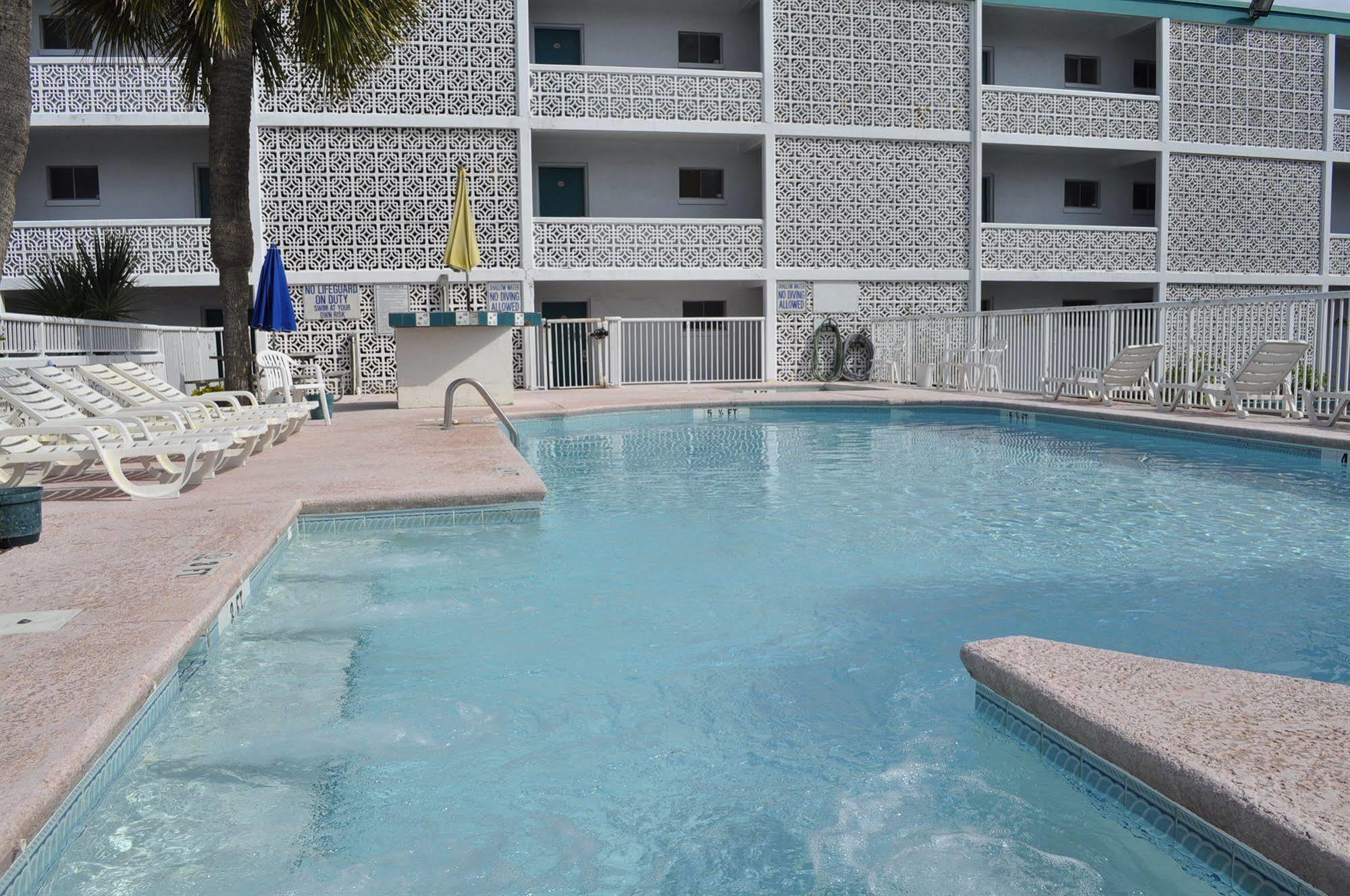 The Diplomat Family Motel Myrtle Beach Extérieur photo